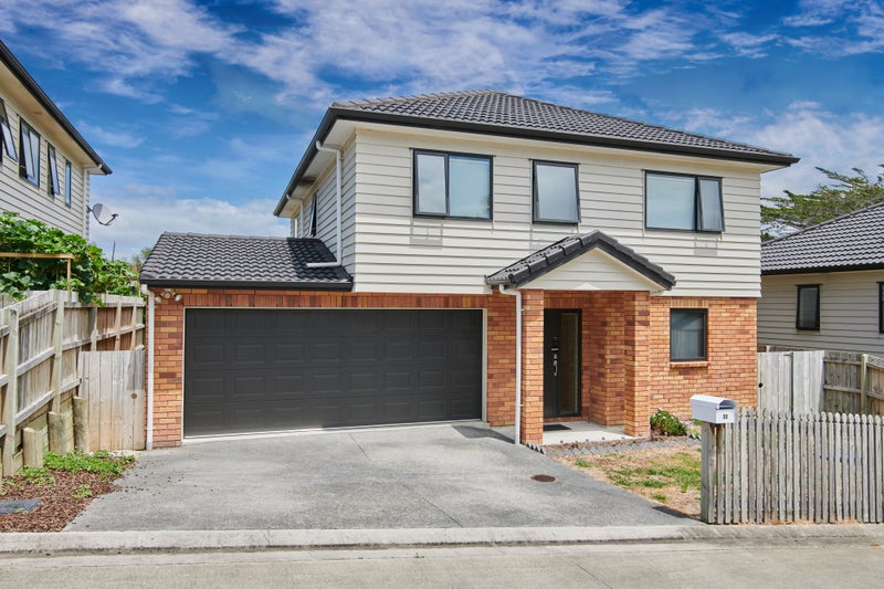 33 Springvale Drive, Fairview Heights, Auckland - Carousel 1