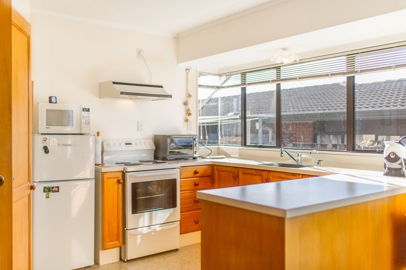 4/133 Whitford Road, Somerville, Manukau - Carousel 26