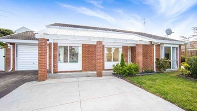 3 Lanier Place, Glendene, Auckland - Carousel 1