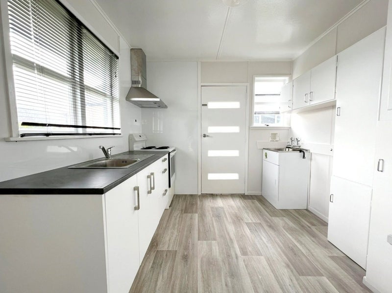 92 Clyde Street, Hamilton East, Hamilton - Carousel 2