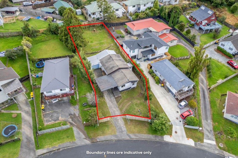 36 Glenbervie Crescent, Massey, Auckland - Carousel 1
