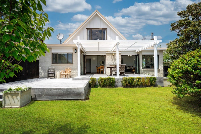 41 Duart Road, Havelock North, Havelock North - Carousel 2