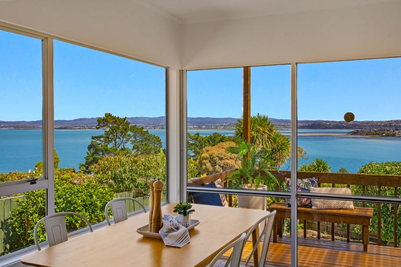 2/43 Telstar Place, Beach Haven, Auckland - Carousel 1