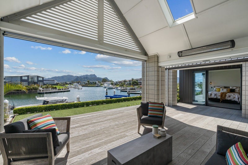 8 Torea Lane, One Tree Point - Carousel 1