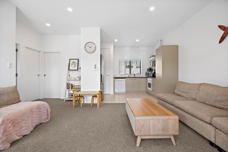 1H/193 Main Highway, Ellerslie, Auckland - Carousel 11