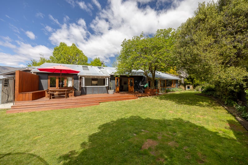 198 Stone Street, Wānaka - Carousel 2