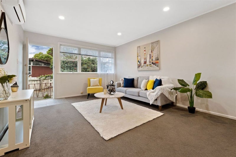 2/102 Mcleod Road, Te Atatu South, Waitakere - Carousel 2
