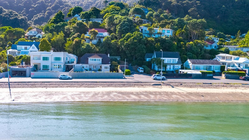 235 Marine Drive, Lowry Bay, Lower Hutt - Carousel 17