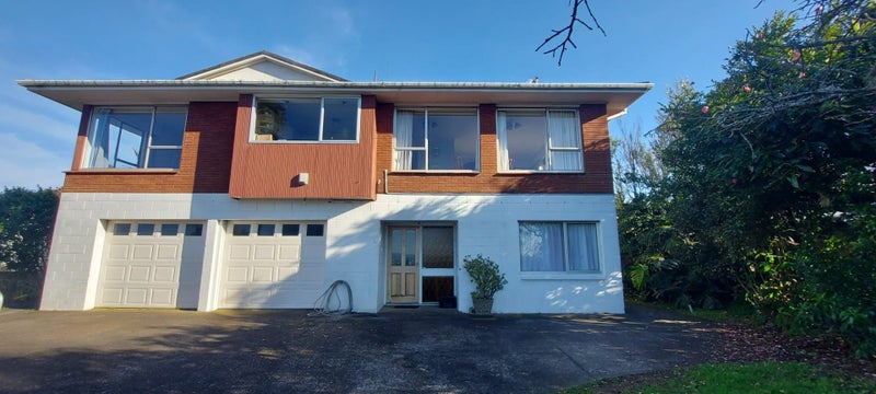 2/3 Aramutu Road, Hillsborough, Auckland - Carousel 1