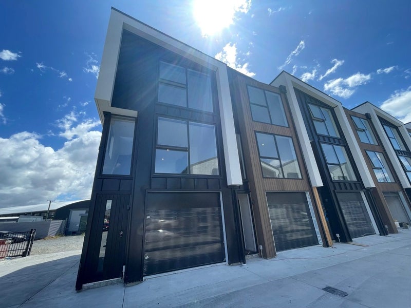 1/333 Lincoln Road, Addington, Christchurch - Carousel 1