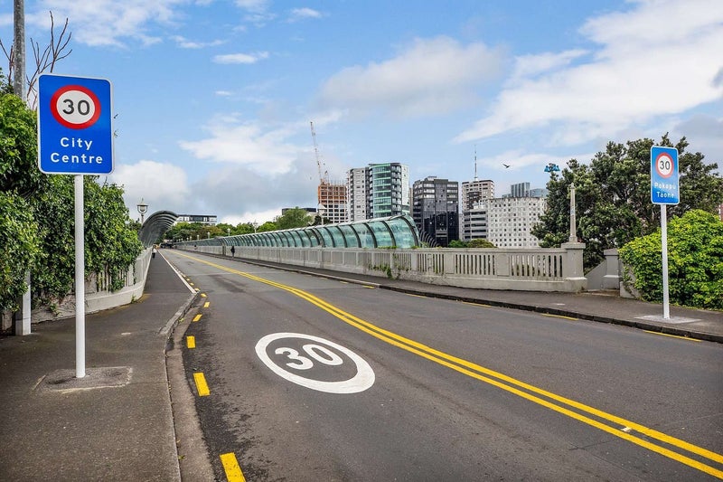 120F Grafton Road, Grafton, Auckland - Carousel 22