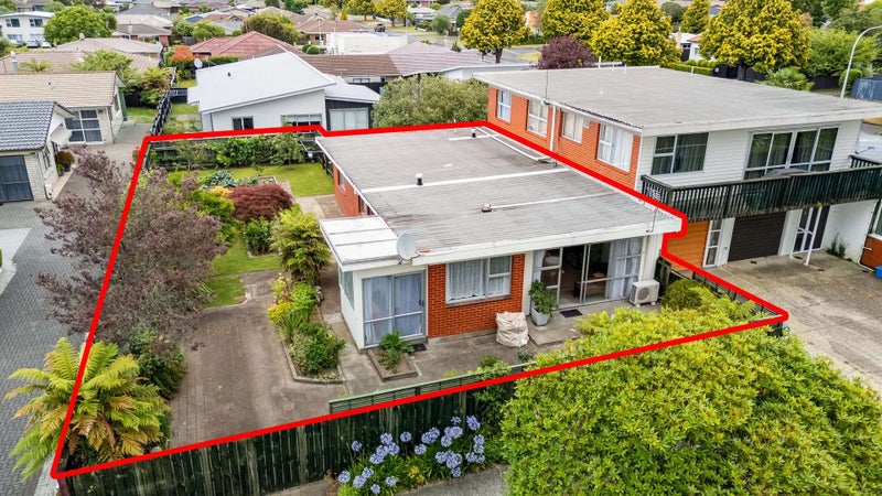 18A Grey Street, Glenholme, Rotorua - Carousel 15