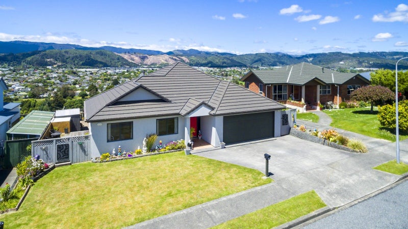17 Birkinshaw Grove, Riverstone Terraces, Upper Hutt - Carousel 28