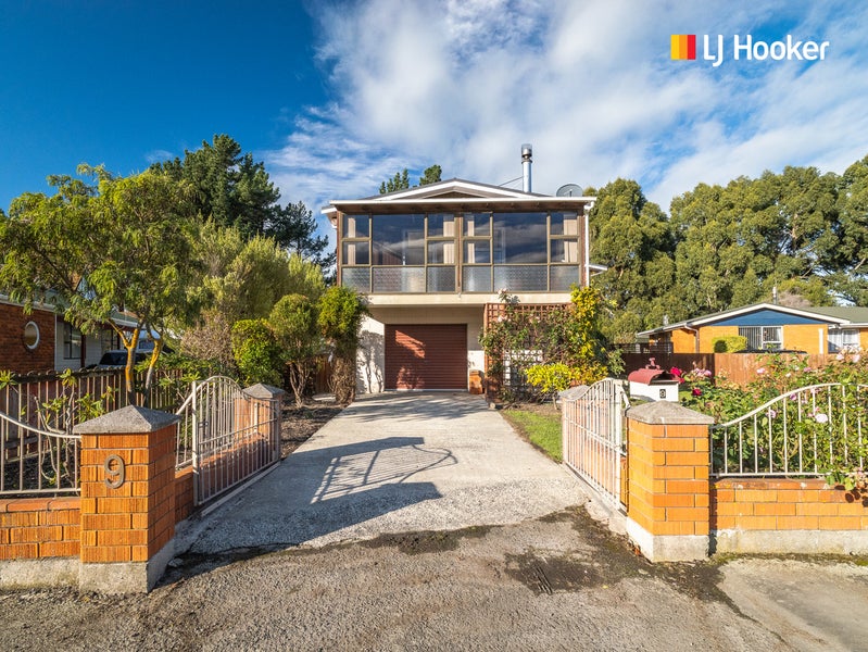 9 Dakota Place, Waldronville, Dunedin - Carousel 2