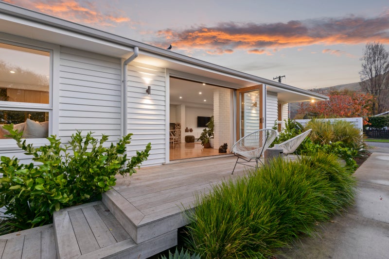 53 Whitfield Street, Sumner, Christchurch - Carousel 2