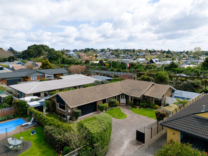 18 Ashley Street, St Andrews, Hamilton - Carousel 27