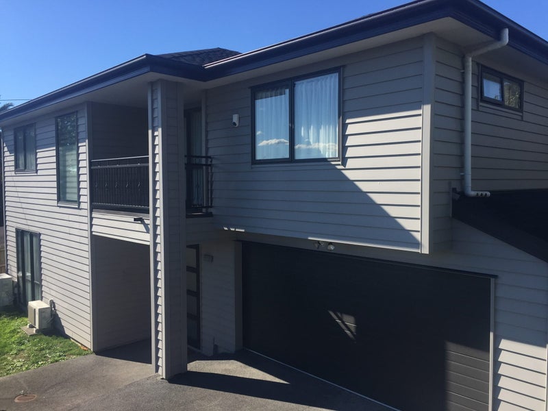 8A Roberton Road, Avondale, Auckland - Carousel 1