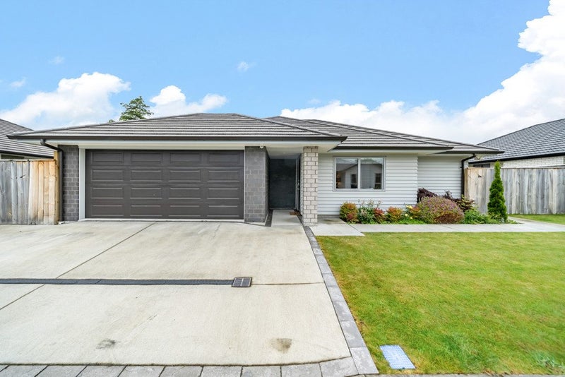 19 Poulson Grove, Trentham, Upper Hutt - Carousel 1