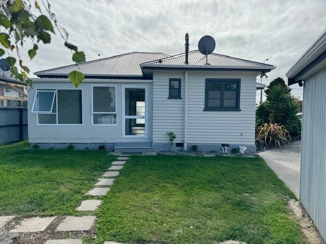 124 Pages Road, Wainoni, Christchurch - Carousel 2