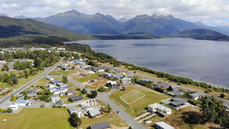 21 Muriwai Drive, Manapouri, Manapouri - Carousel 2
