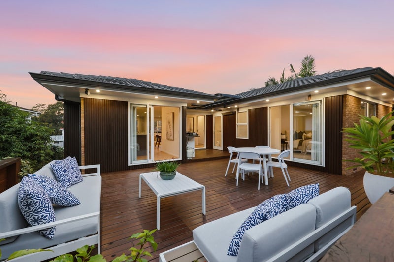 15 Keldale Place, Forrest Hill, North Shore City, Auckland - Carousel 2