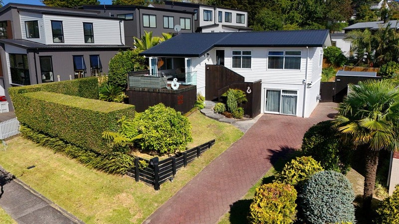 35 Hawkins Street, Meadowbank, Auckland - Carousel 1