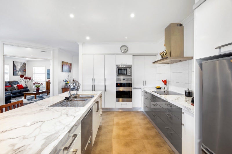 24 Percy Berry Place, Havelock North, Havelock North - Carousel 2