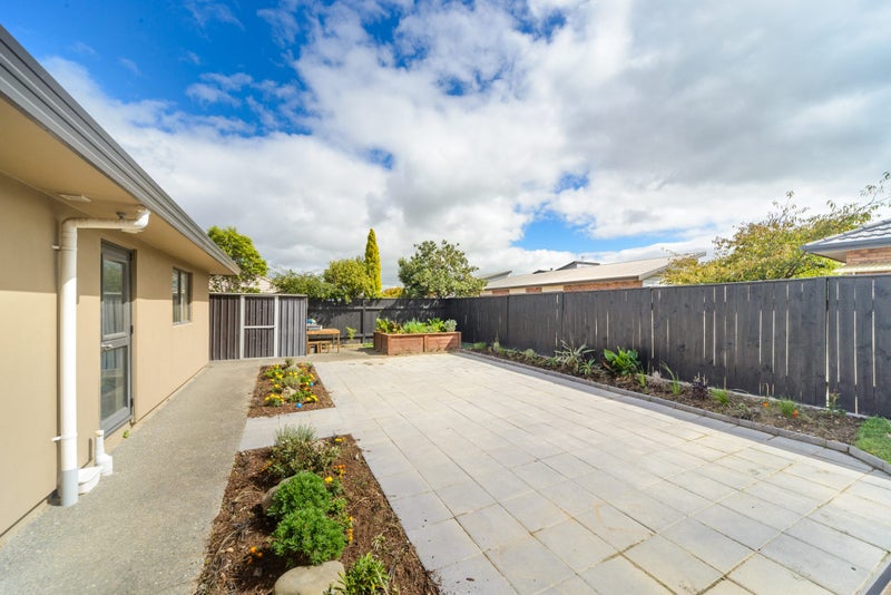 16 Sorrento Place, Kelvin Grove, Palmerston North - Carousel 28
