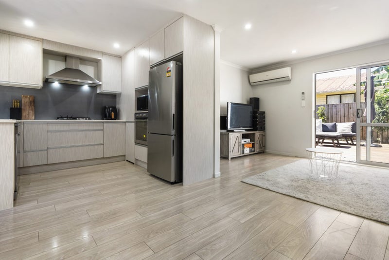 3/9 Maru Road, Takanini, Auckland - Carousel 1