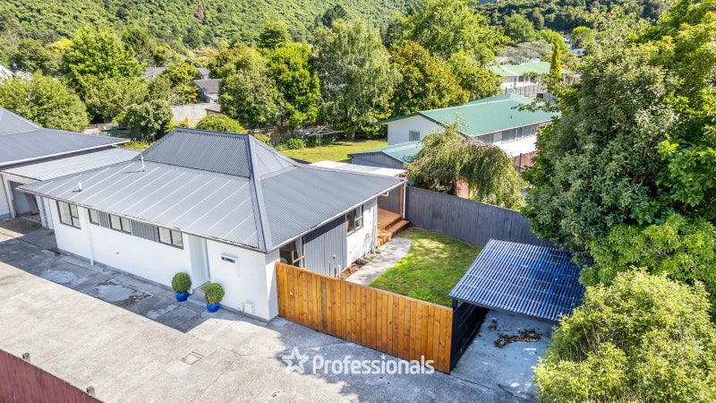 12B Beryl Grove, Birchville, Upper Hutt - Carousel 1