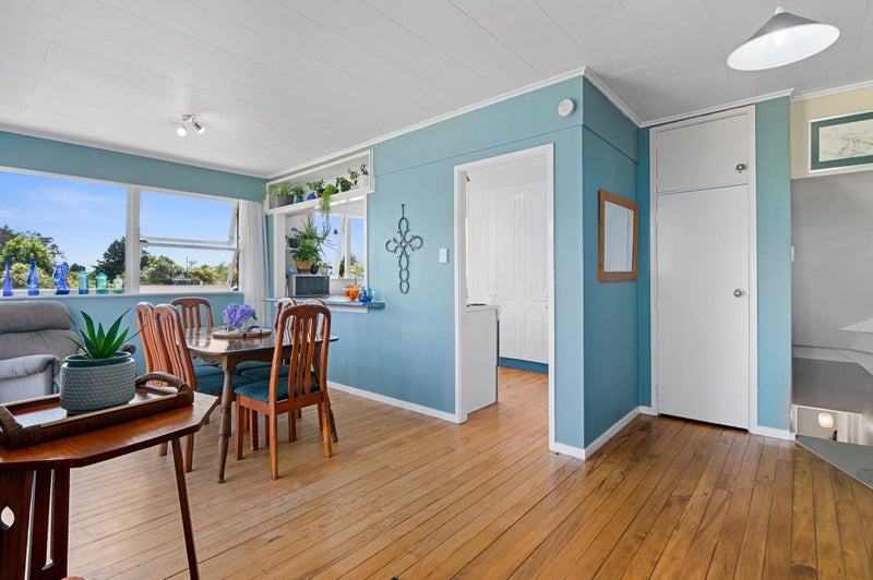 8 Day Place, Springfield, Rotorua - Carousel 2