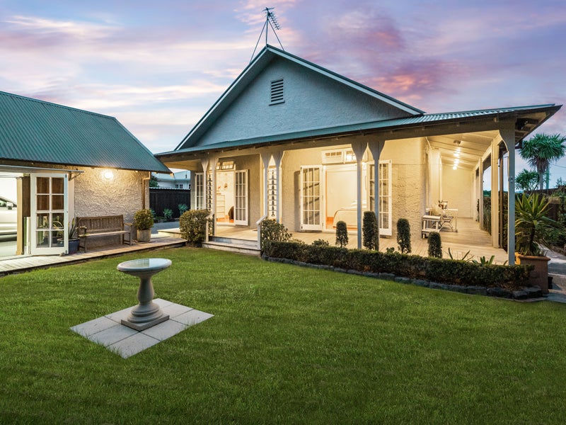 2 Marine Terrace, Bayswater, Auckland - Carousel 2