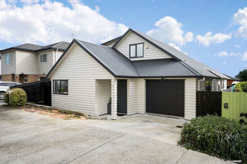 36 Pate Crescent, Favona, Auckland - Carousel 1