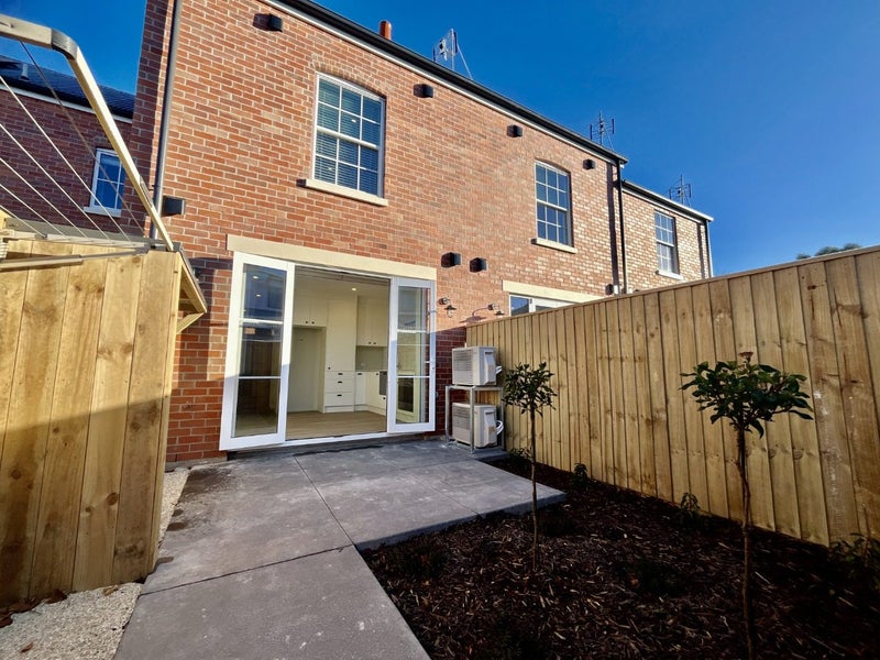 22 Bunyan Street, Waltham, Christchurch - Carousel 15