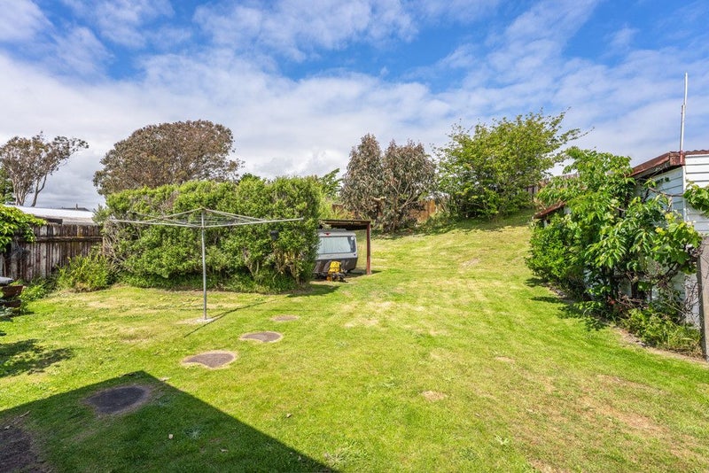 64 Michael Road, Paraparaumu Beach, Paraparaumu - Carousel 2