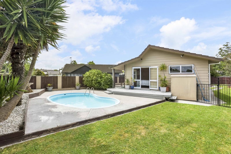 87 Pohutukawa Drive, Pukete, Hamilton - Carousel 1