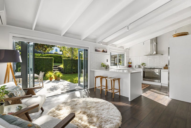 101 Porritt Avenue, Chatswood, Auckland - Carousel 2