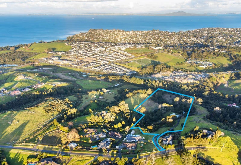106 Vaughans Road, Albany - Carousel 1