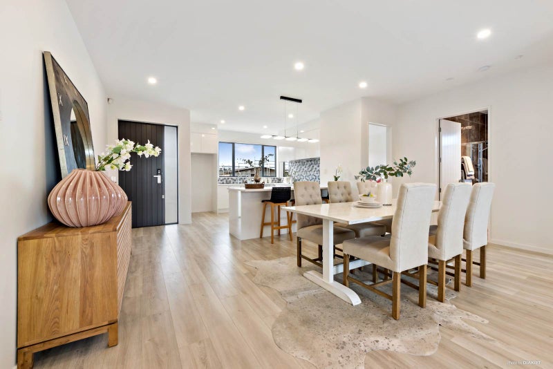 10 Joseph Kokich Avenue, Swanson, Auckland - Carousel 2