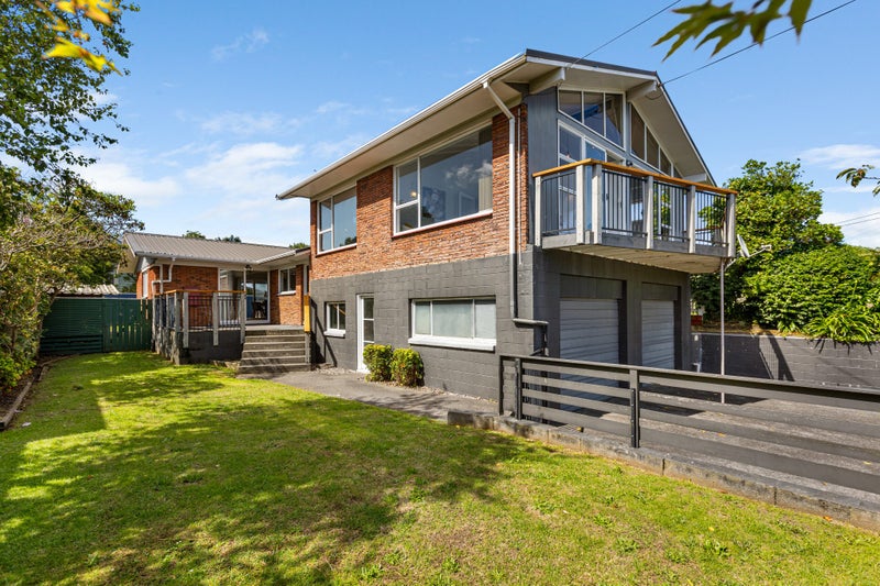 89 Clawton Street, Westown, New Plymouth - Carousel 1