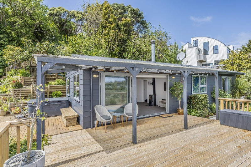 41A Tannadyce Street, Strathmore Park, Wellington - Carousel 1