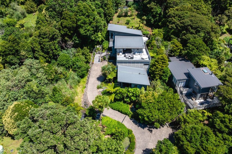 32 Lannan Road, Surfdale, Waiheke Island - Carousel 35