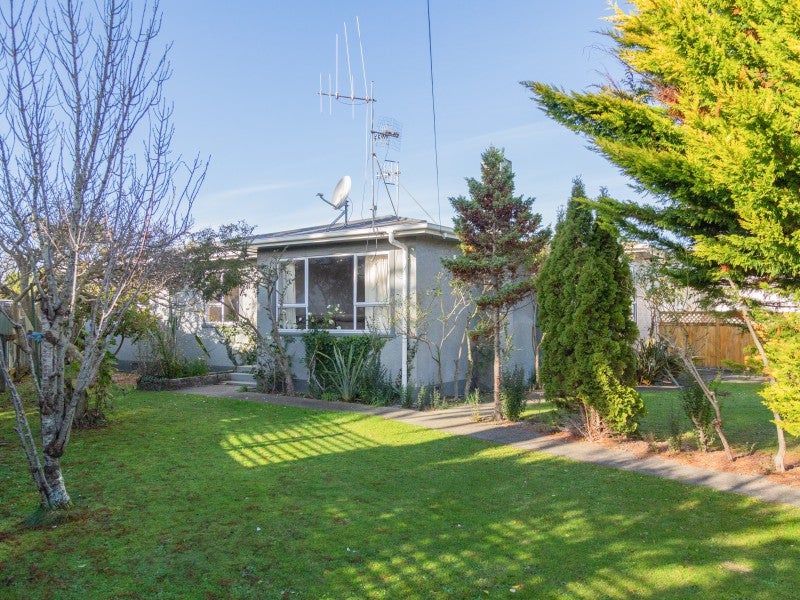 15 Sinclair Avenue, Highbury, Palmerston North - Carousel 1