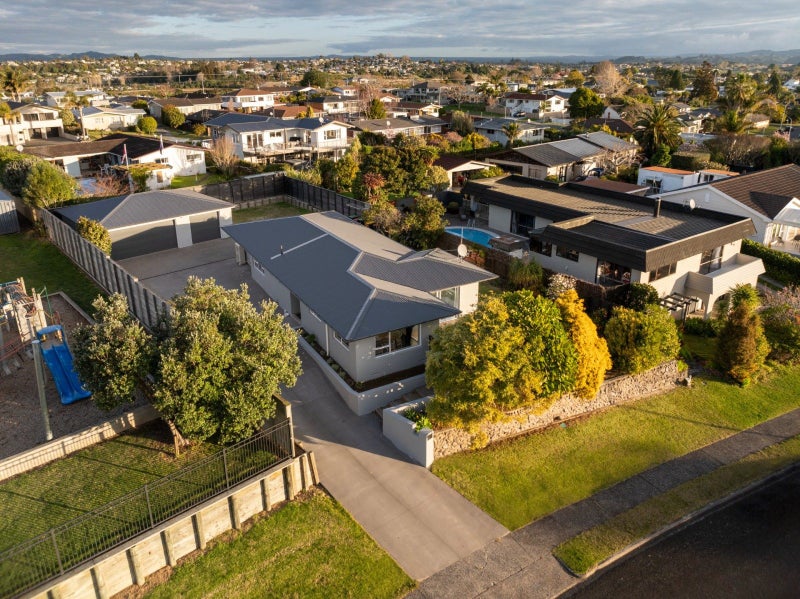 20 Clivedene Street, Matua, Tauranga - Carousel 2