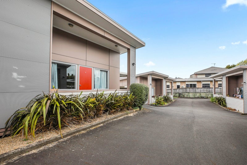 20D Lorne Street, Melville, Hamilton - Carousel 2