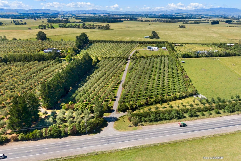 1746 State Highway 2, Tauwharenīkau, Tauherenikau - Carousel 1