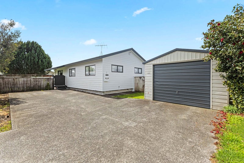 32E Station Road, Takanini, Auckland - Carousel 1