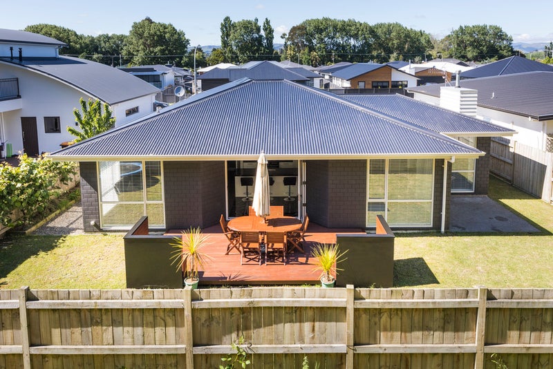 15 Freedom Drive, Kelvin Grove, Palmerston North - Carousel 2