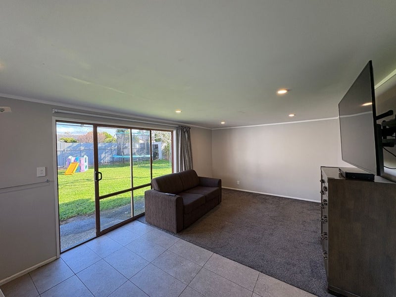 86 Fairs Road, Milson, Palmerston North - Carousel 14