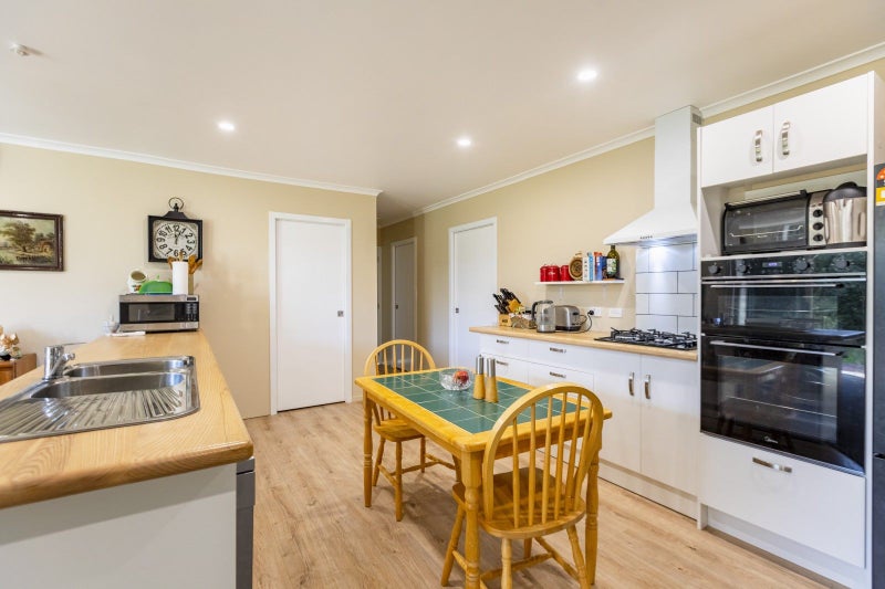 10 Hickey Street, Otane - Carousel 2